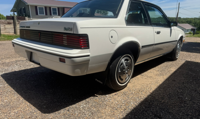 Passenger's rear corner angle of the car.